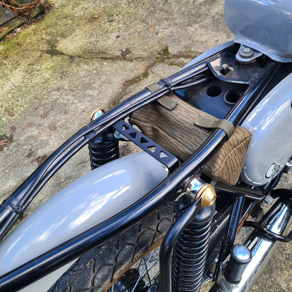 Federbeinbrücke: Verstärkung für Rahmen Obergurt & Federbein