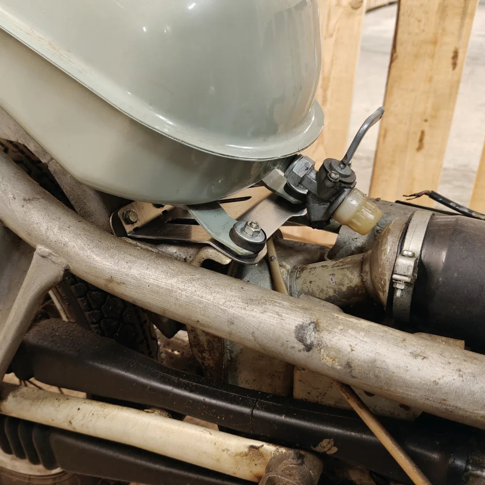 Verstärkung Halter Tank