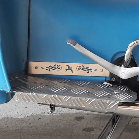 Zierleisten Ostalgie Klassik für den Motortunnel